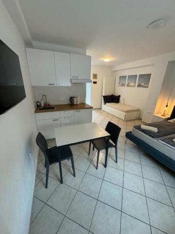 Apartament Cozy Flat Near Tivoli Park With Free Parking Lublana Zewnętrze zdjęcie